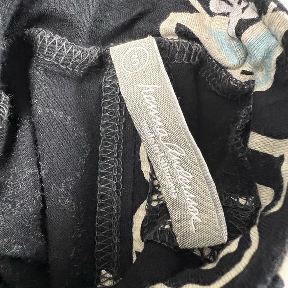 Hanna Andersson Skirt Womens Small Black Floral Flowy Casual Pull on Stretch - Picture 2 of 12